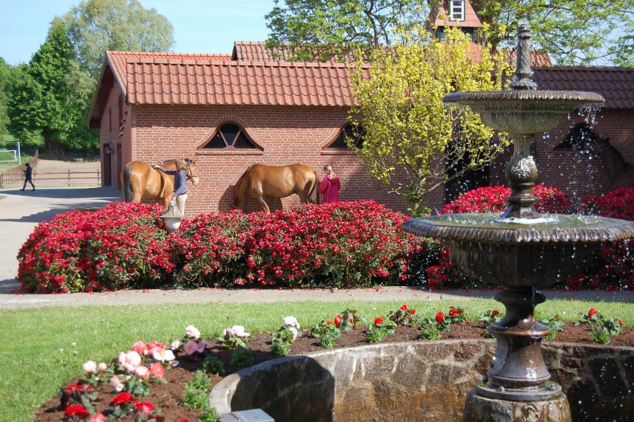 Hotel Hof Kirchhorst Gross Wittensee ภายนอก รูปภาพ
